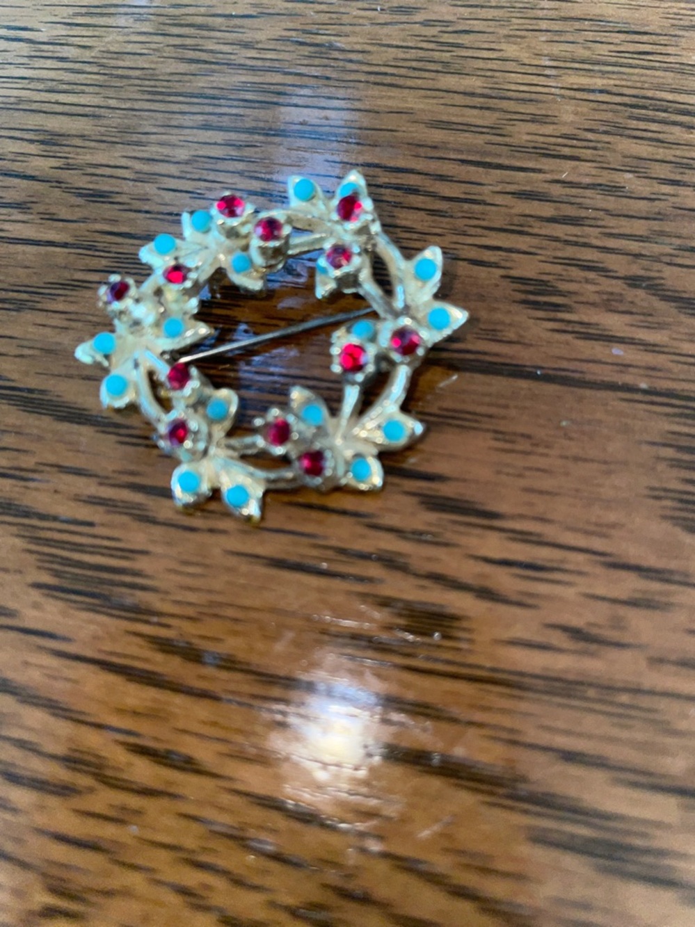 Floral Wreath Brooch w/Turquoise Accents and Red Stones